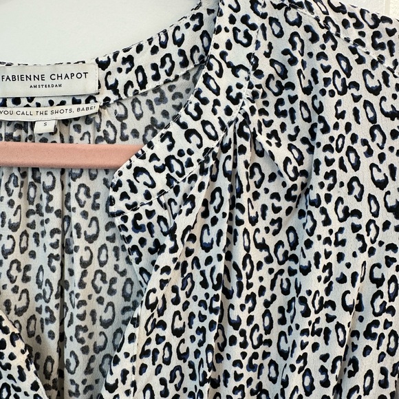 Black and White Puff Sleeve V-Neck Sundress - Picture 3 of 5